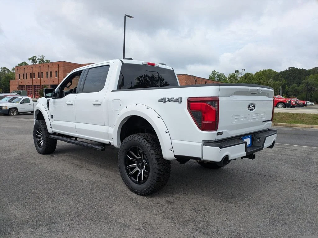 New 2026 Oxford White Ford XLT image 6