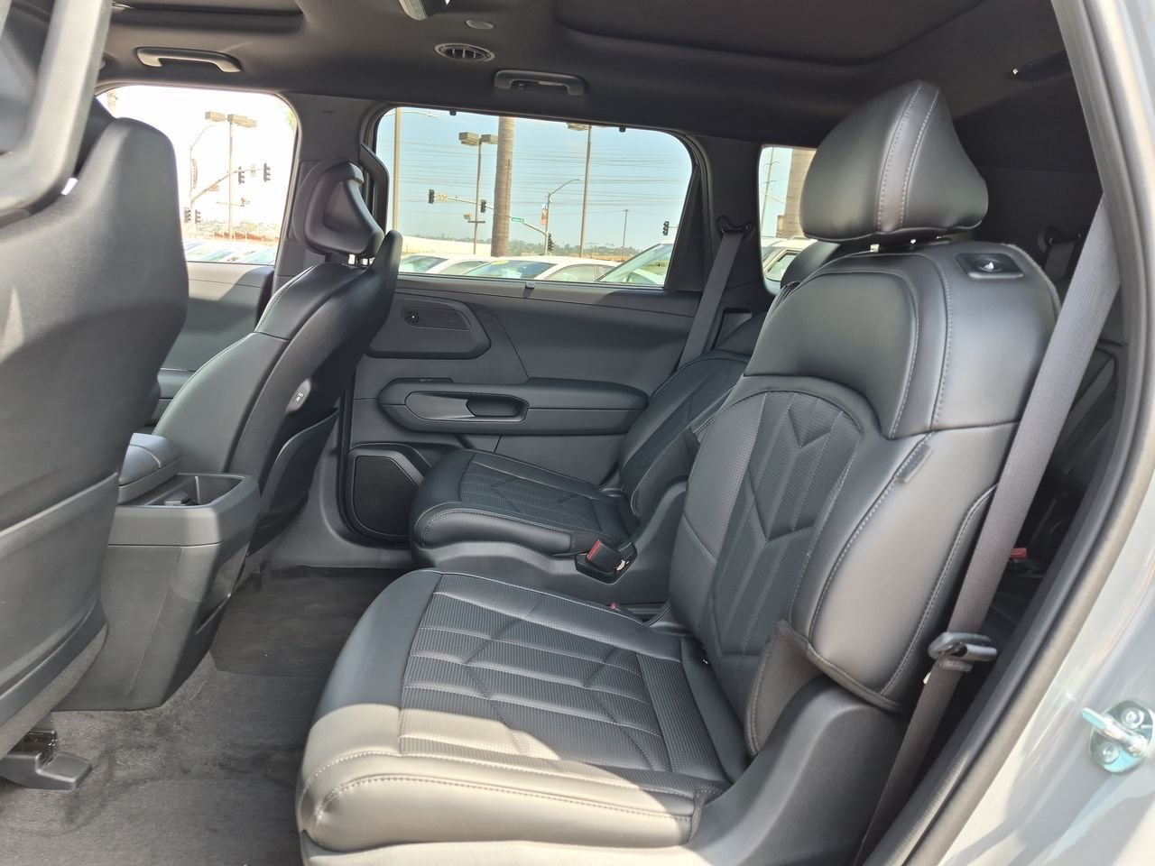 New 2027 Wolf Gray Kia X-Line SX image 26