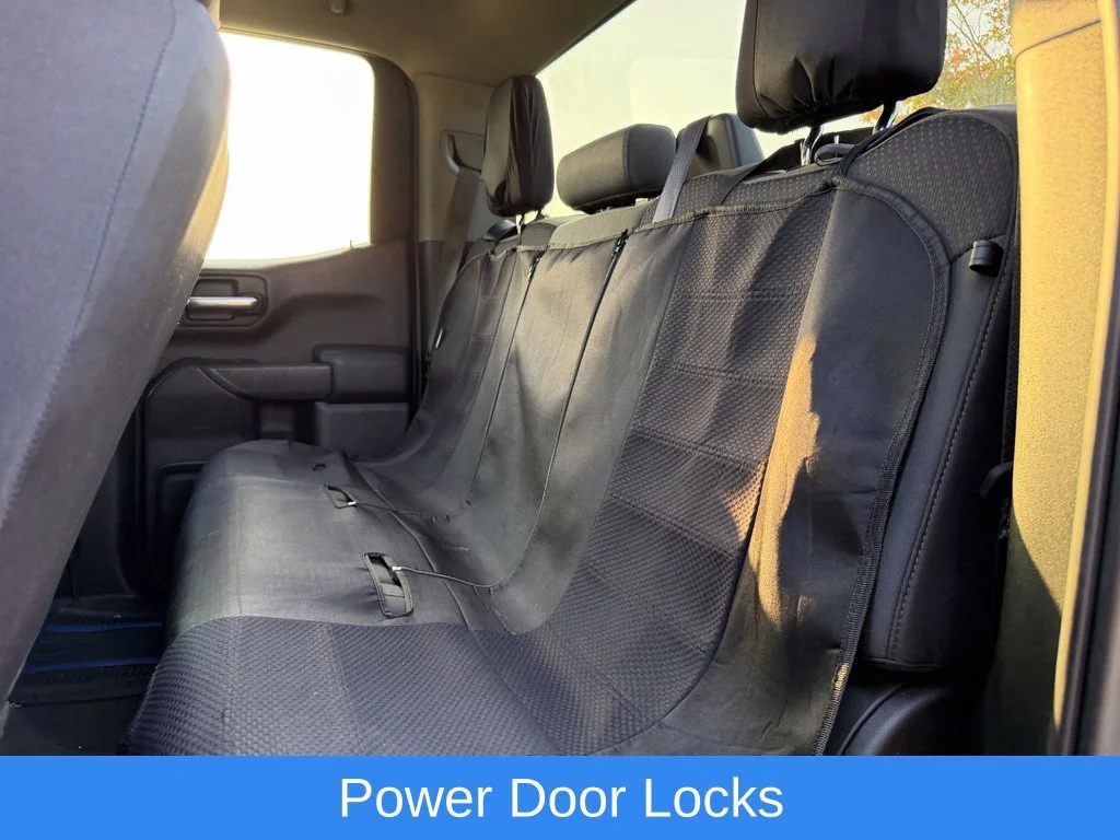 Used 2019 SHADOW GRAY METALLIC Chevrolet Custom image 18