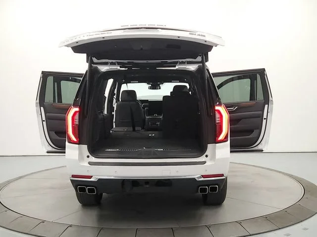 Used 2025 Summit White GMC Denali image 15