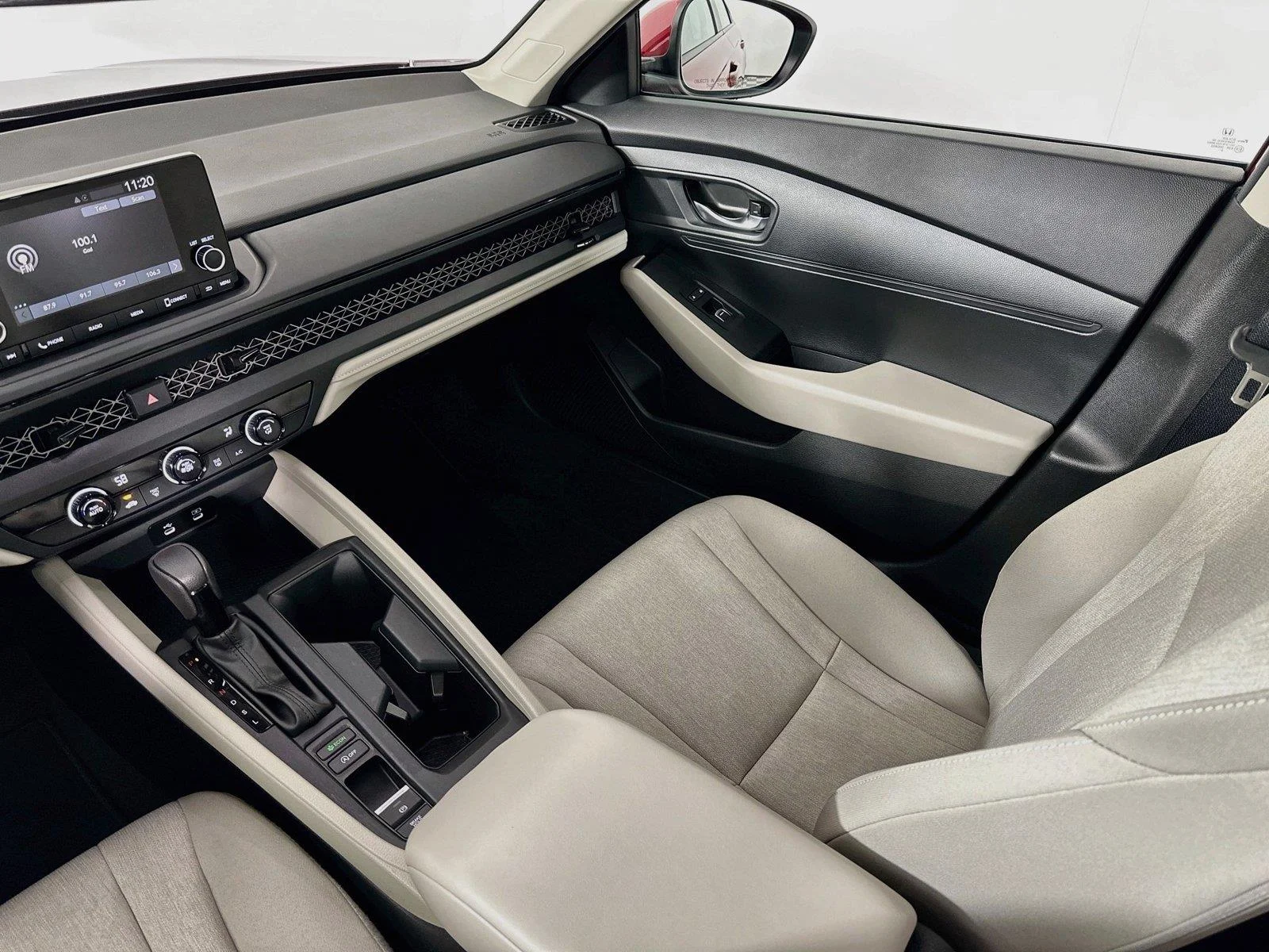 2024 Honda Accord LX - Photo 22