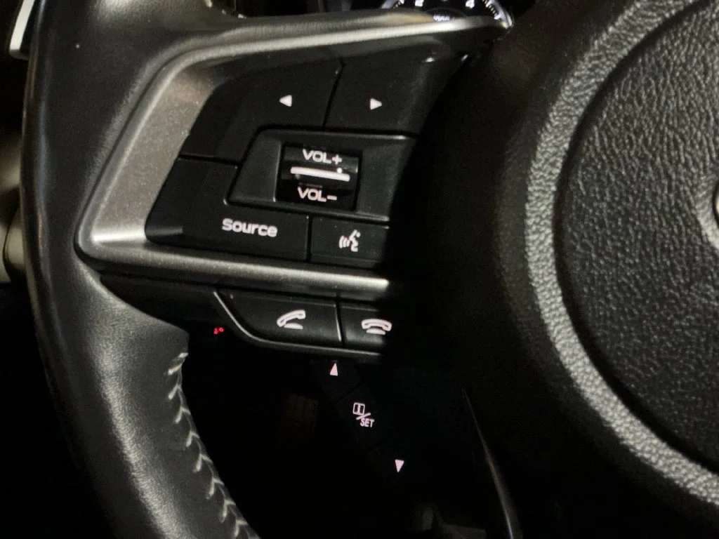 Used 2022 White Subaru Touring image 26