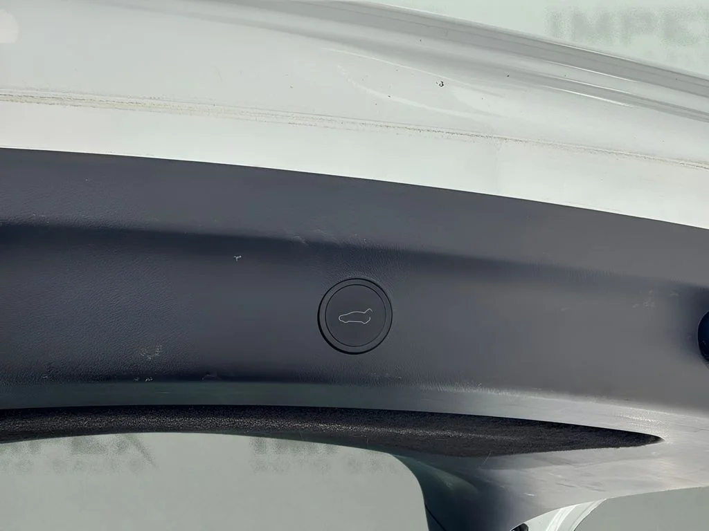 Used 2022 White Tesla Long Range image 27