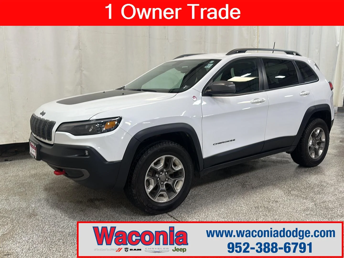 Used 2019 Bright White Clearcoat Jeep Trailhawk image 1