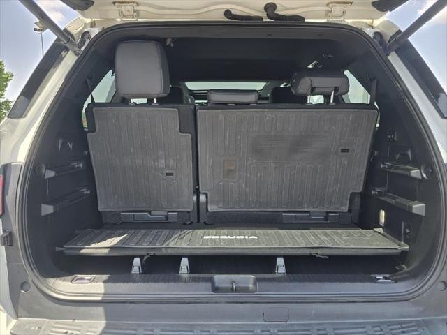 Certified Used 2024 WIND CHILL PEARL Toyota  image 22