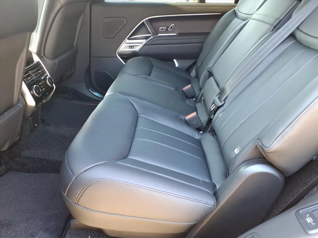 New 2026 Carpathian Grey Land Rover SE LWB image 5