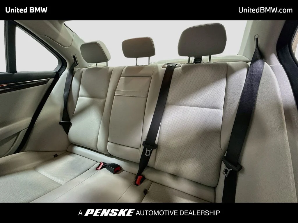 Used 2014 Palladium Silver Metallic Mercedes-Benz C 300 image 20
