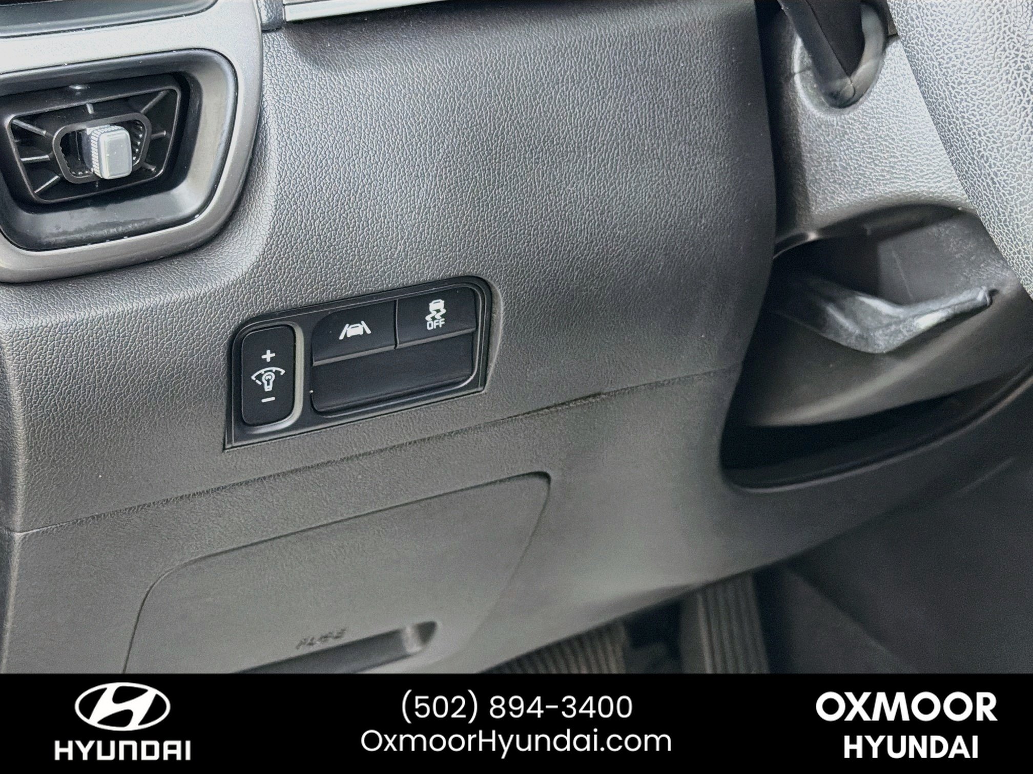 Used 2022 Ebony Black Kia LX image 10