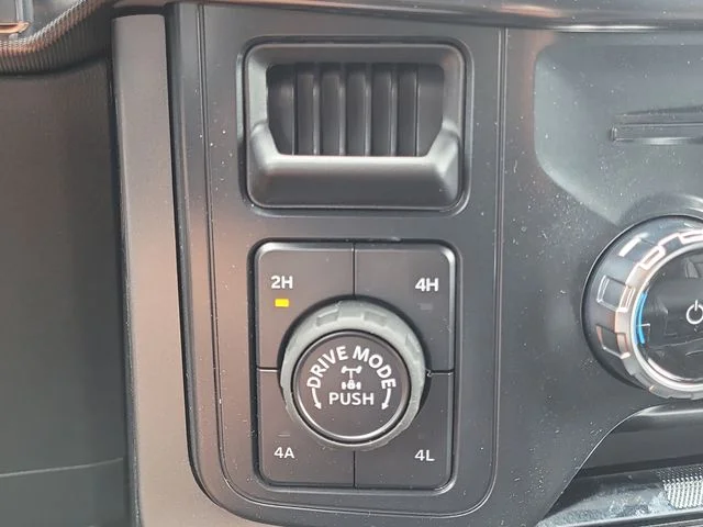 New 2026 Gray Metallic Ford Lariat image 29
