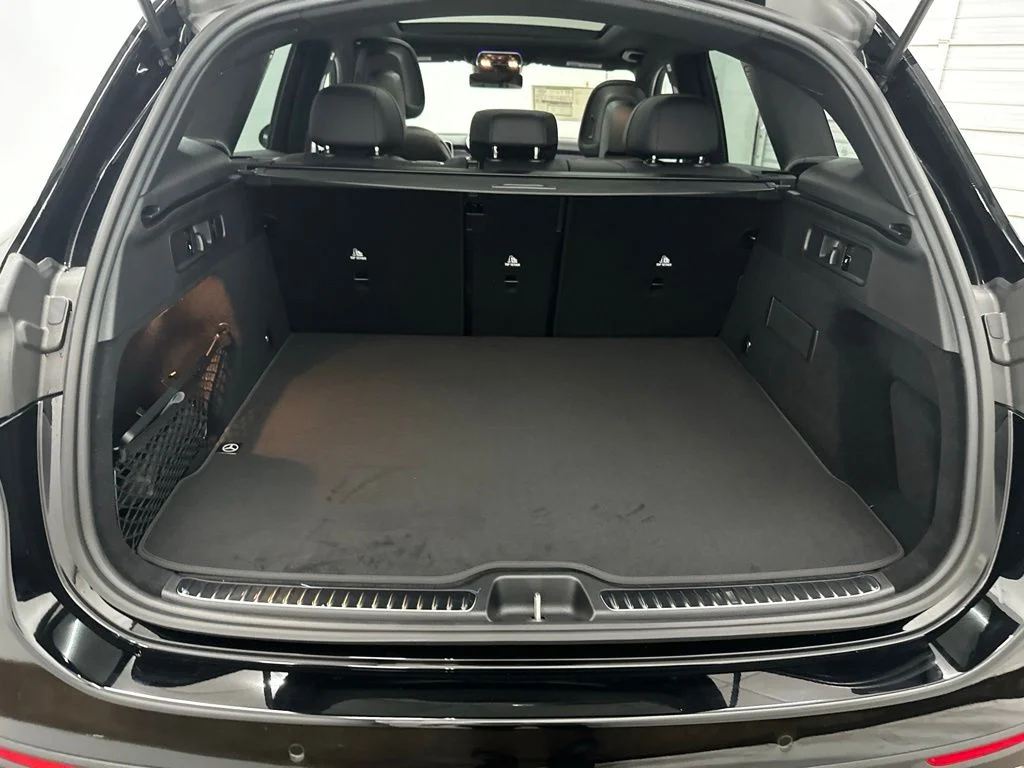 New 2026 Black Mercedes-Benz GLC 300 image 27