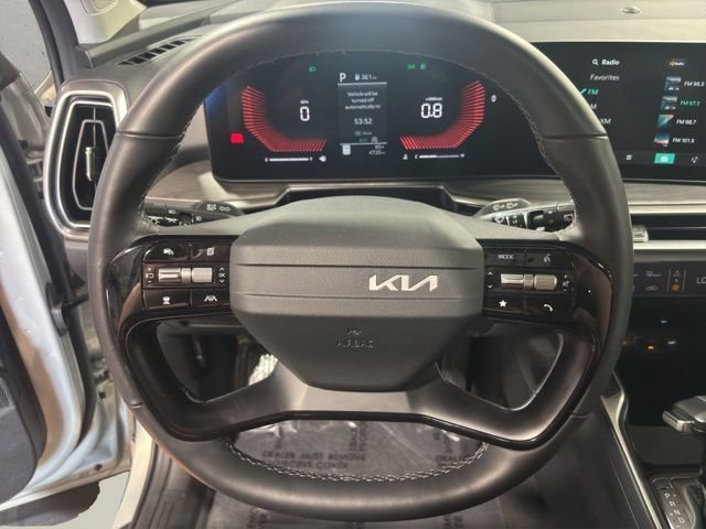 Used 2026 White Kia X-Line EX image 28