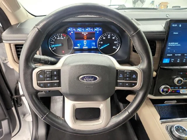 Used 2024 White Ford Limited image 31