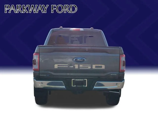 Used 2022 Gray Ford Lariat image 4
