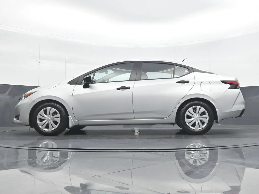 Used 2024 Silver Nissan 1.6 S image 29