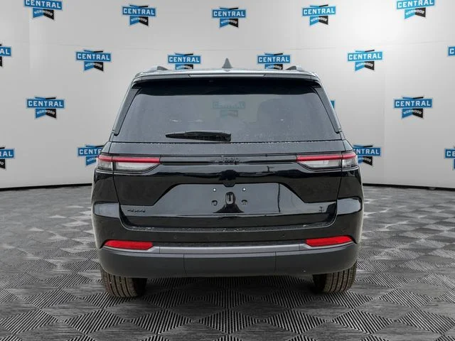 New 2026 Black Jeep Altitude image 4