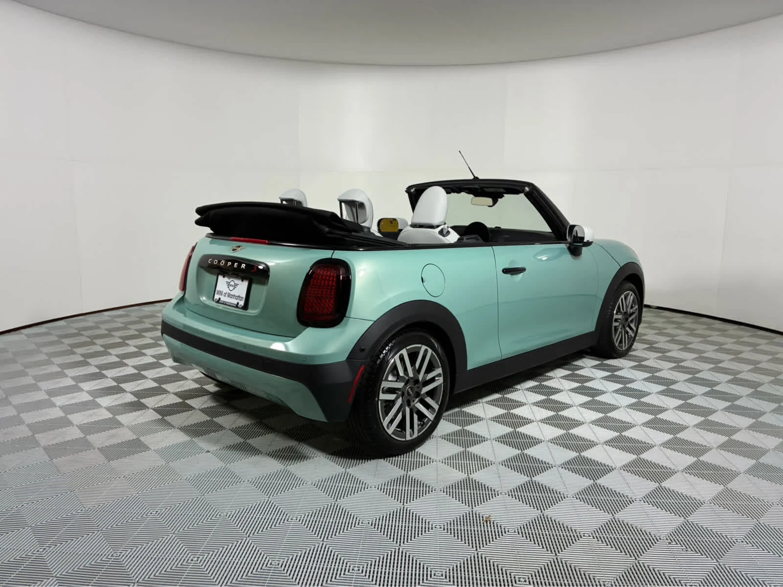 2026 MINI Convertible S - Photo 3