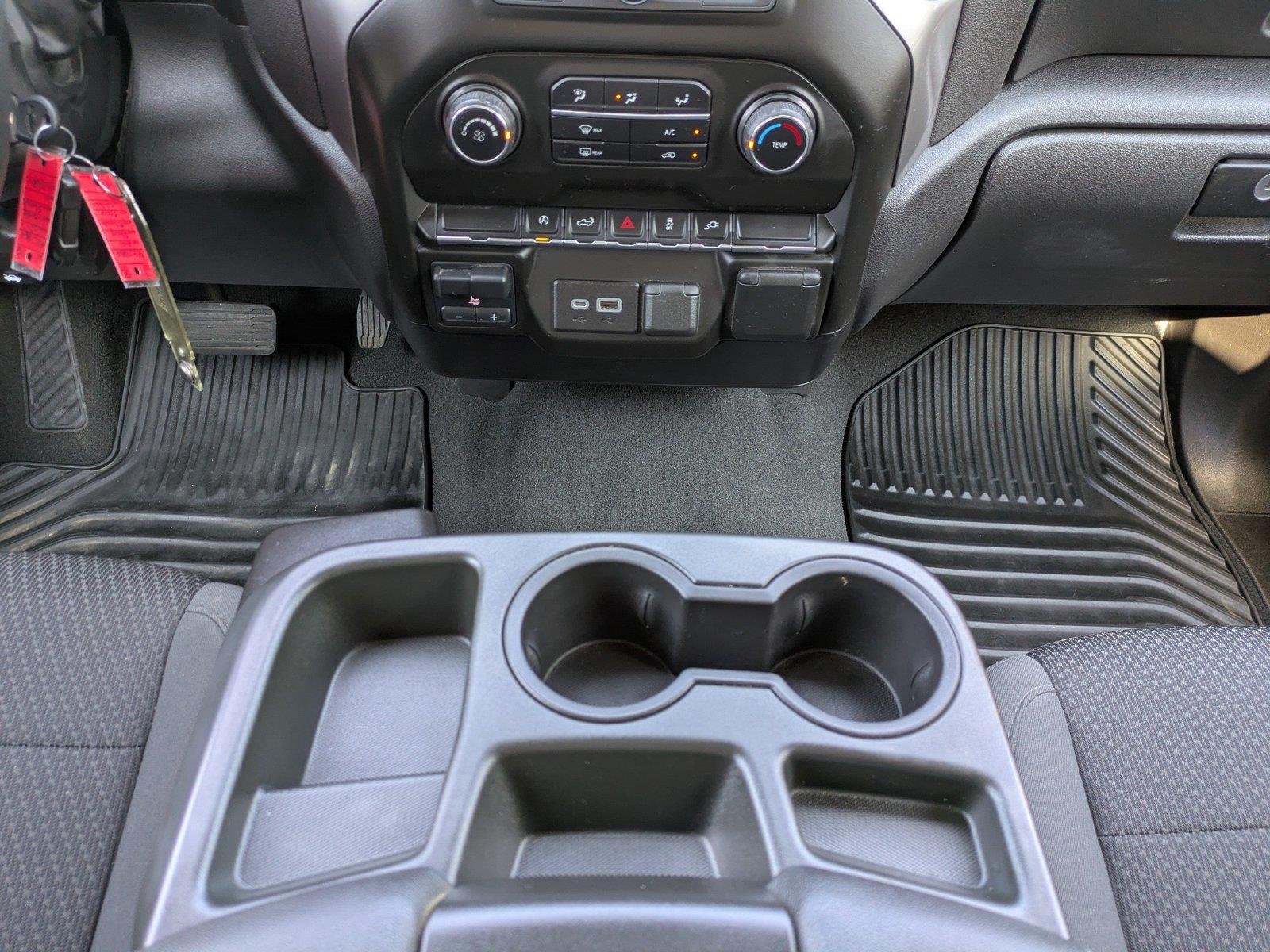 Used 2021 Summit White Chevrolet Custom image 19