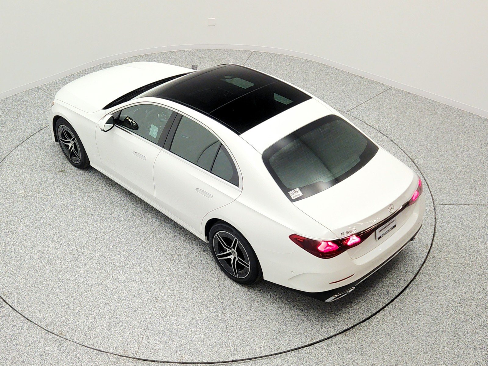 New 2026 Polar White Mercedes-Benz E 350 RWD Sedan image 22