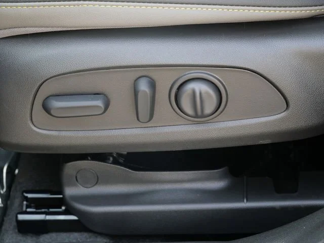 2026 Chevrolet Trax Activ - Photo 13
