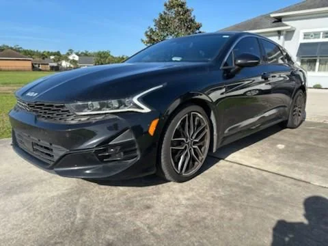 2023 Kia Optima GT FWD's photo