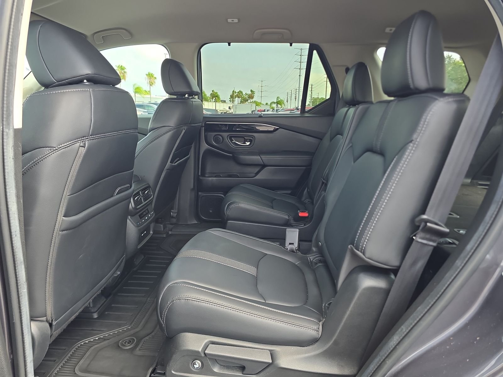 2024 Honda Pilot EX-L - Photo 13