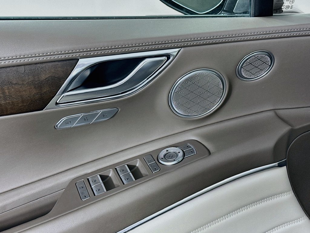 Used 2023 Silver Genesis 3.5T image 18