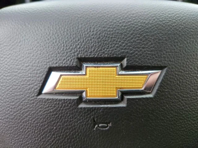 Used 2024 White Chevrolet LT image 32