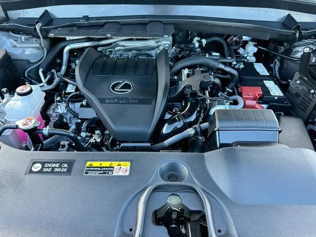 Used 2025  Lexus 350 F SPORT Handling image 34