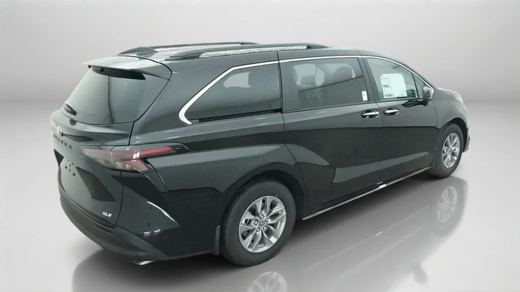 New 2026 Midnight Black Metallic Toyota XLE image 9
