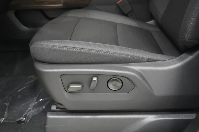 2026 Chevrolet Silverado 1500 LT - Photo 16