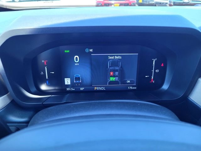 Used 2025 White Ford Lariat image 21
