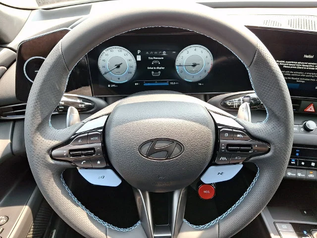 New 2026 White Hyundai Base image 15