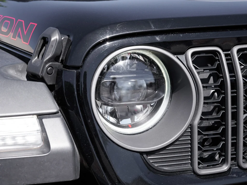 Used 2025 Black Clearcoat Jeep Rubicon image 2