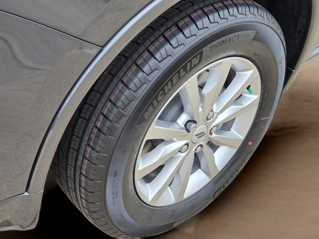 New 2026 Vapor Gray Exterior Paint Dodge GT image 25