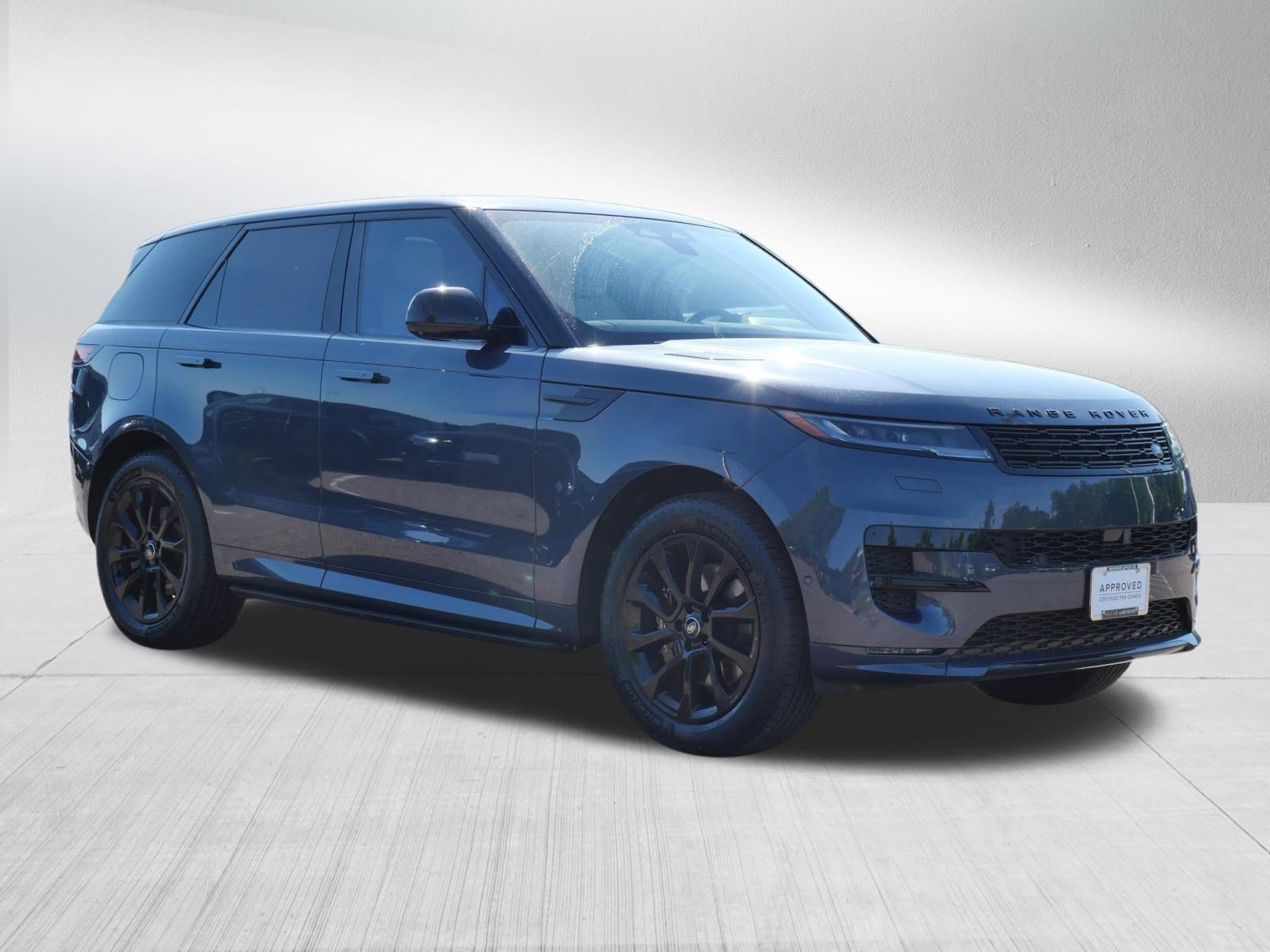 Used 2024 VARESINE BLUE Land Rover Dynamic SE image 7
