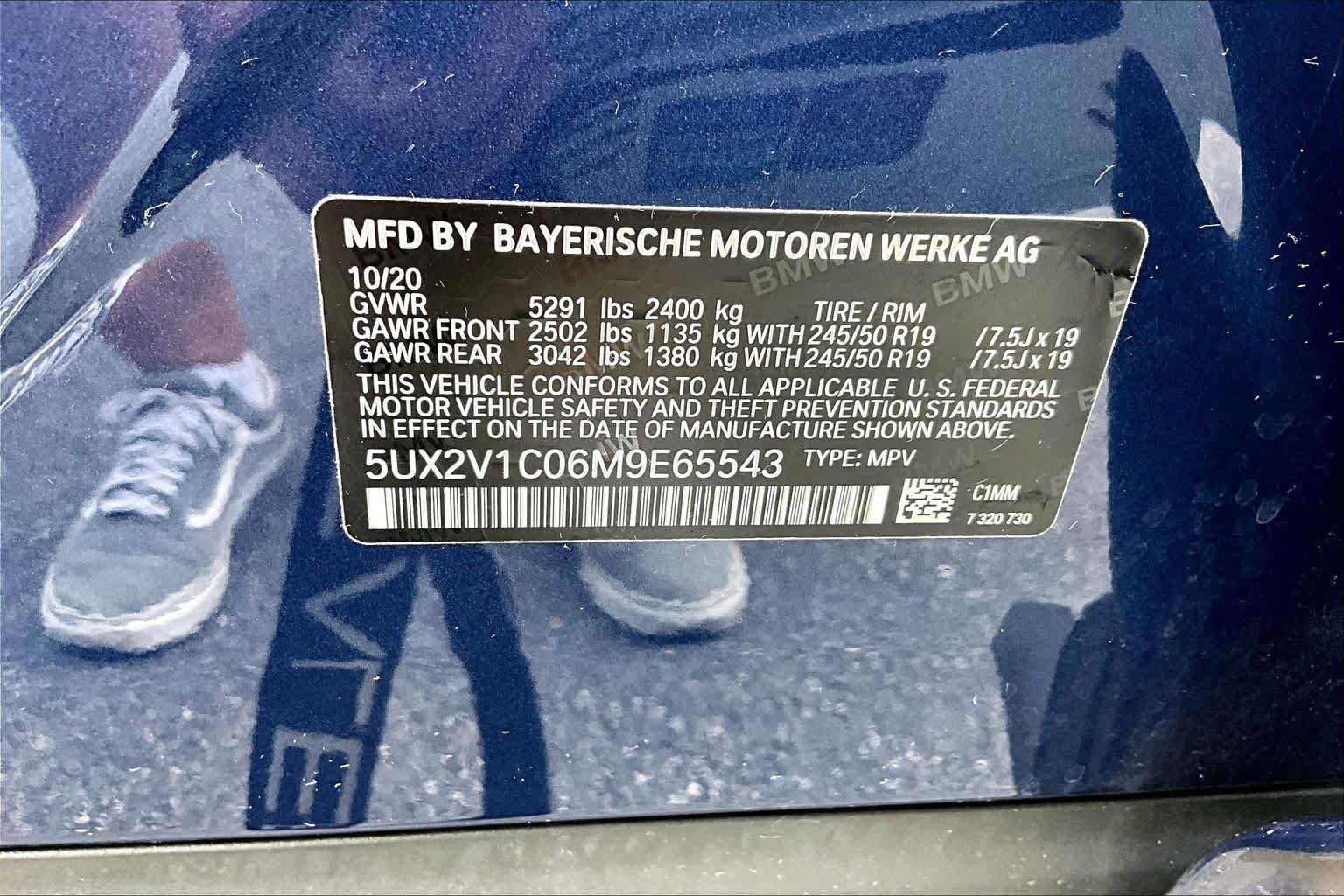 Used 2021 Phytonic Blue Metallic BMW xDrive30i image 33