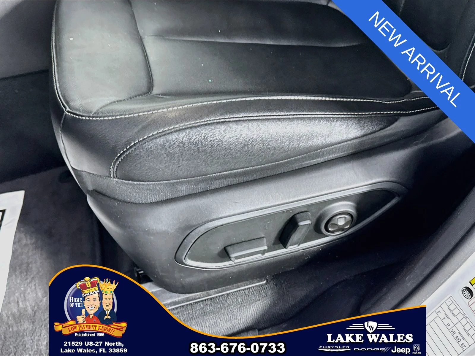 Used 2023 White Jeep Limited image 19