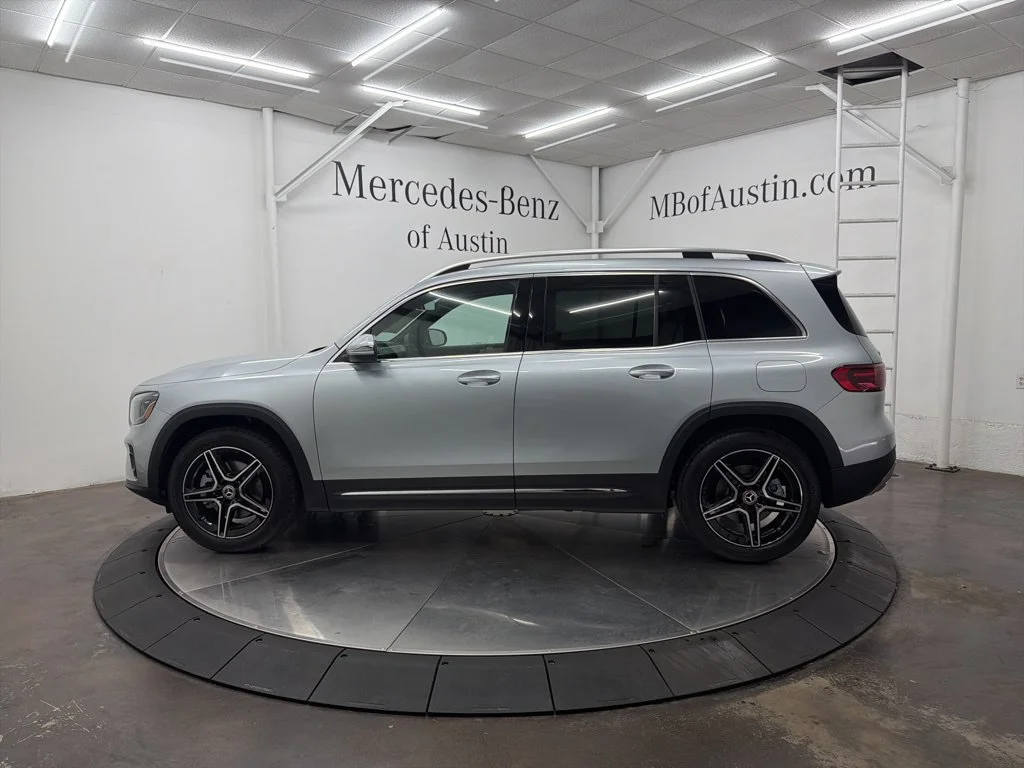 Used 2026 Silver Mercedes-Benz GLB 250 image 4