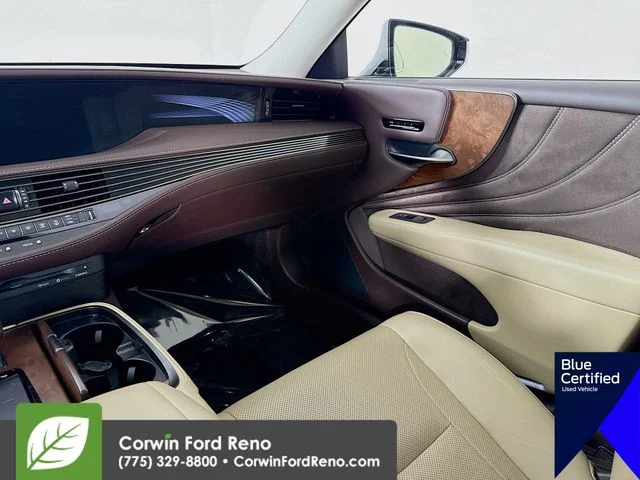 Certified Used 2018 Liquid Platinum Lexus 500 Base image 28
