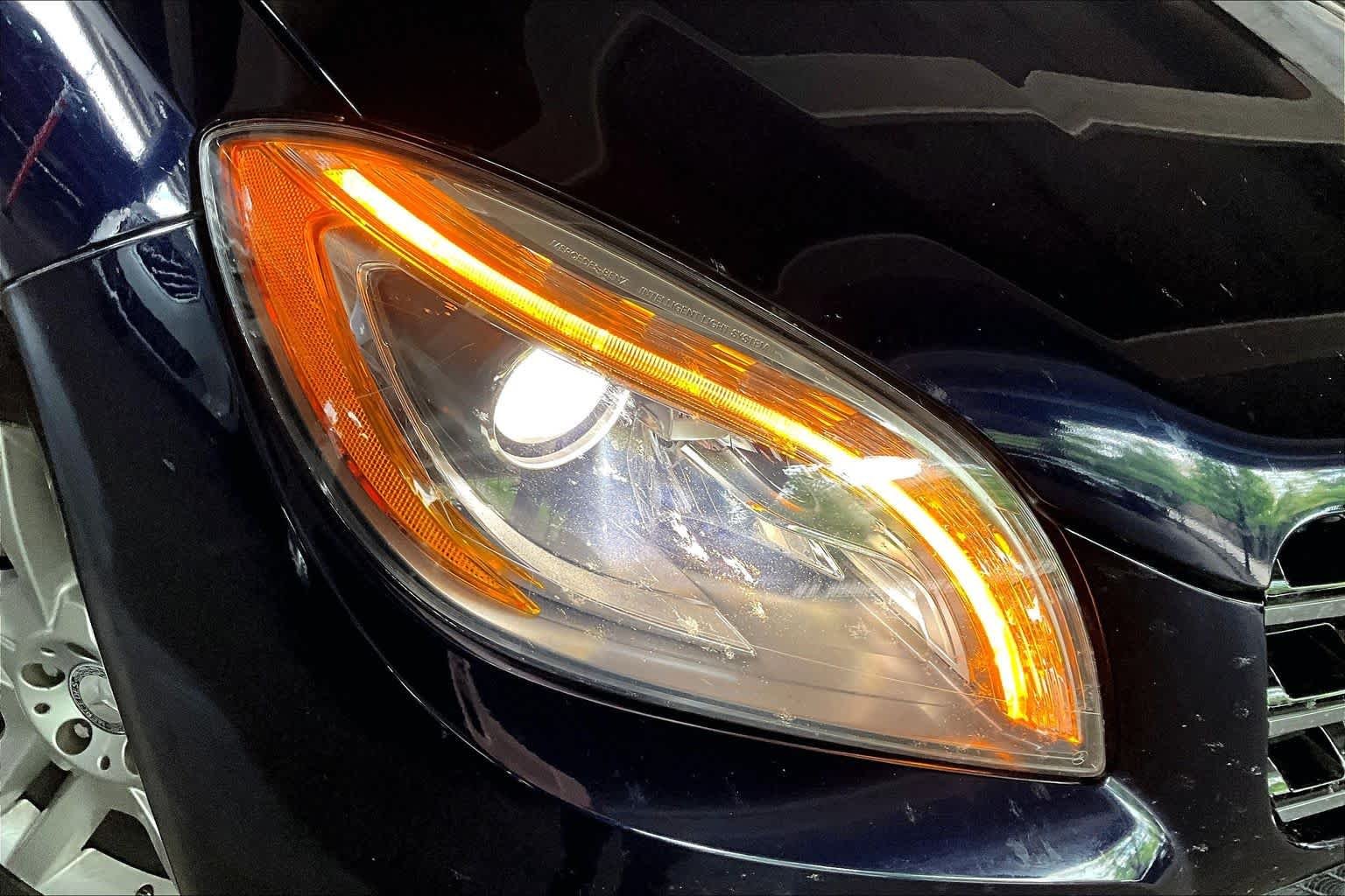Used 2014 Lunar Blue Metallic Mercedes-Benz ML 350 image 27