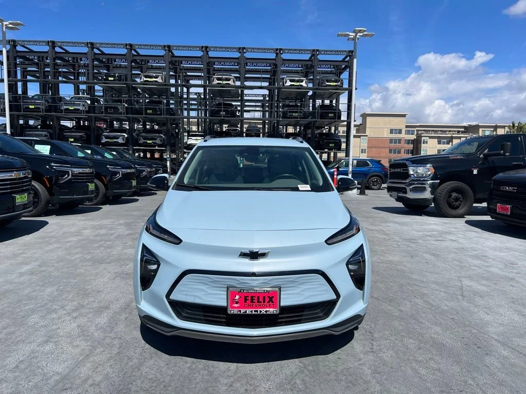 Used 2023 Chevrolet Bolt EUV Premier with VIN 1G1FZ6S08P4161031 for sale in Los Angeles, CA