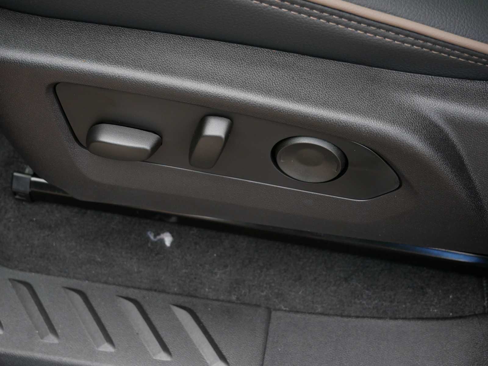 2026 GMC Canyon Denali - Photo 17