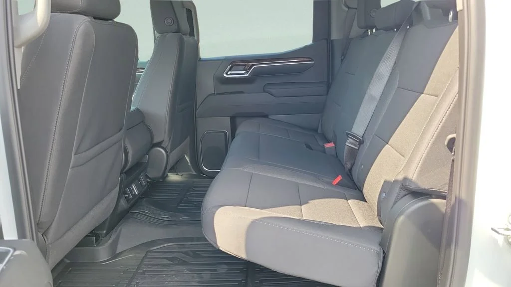 New 2026 Summit White GMC SLE image 13