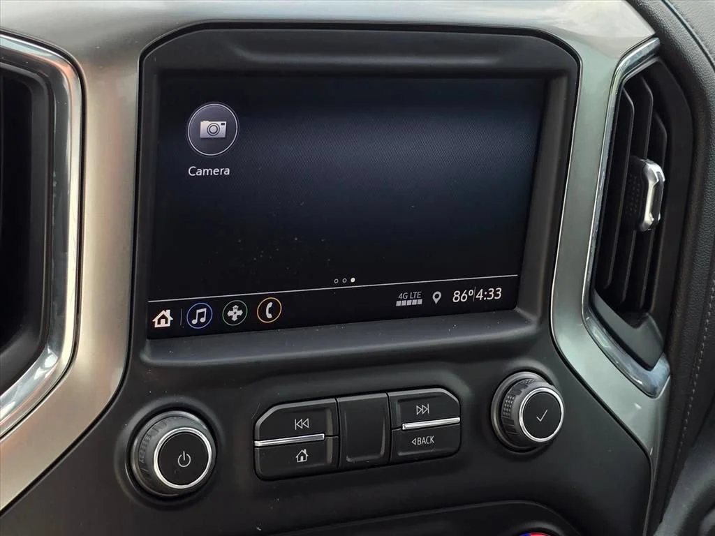 Used 2021 SHADOW GRAY METALLIC Chevrolet RST image 18