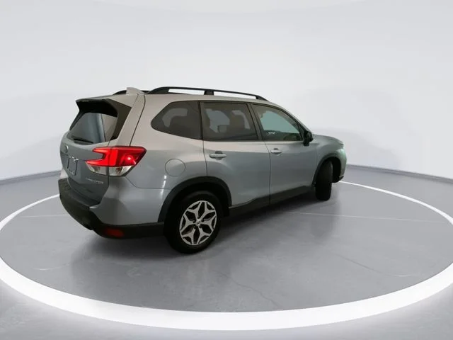 Used 2020 Silver Subaru Premium image 4