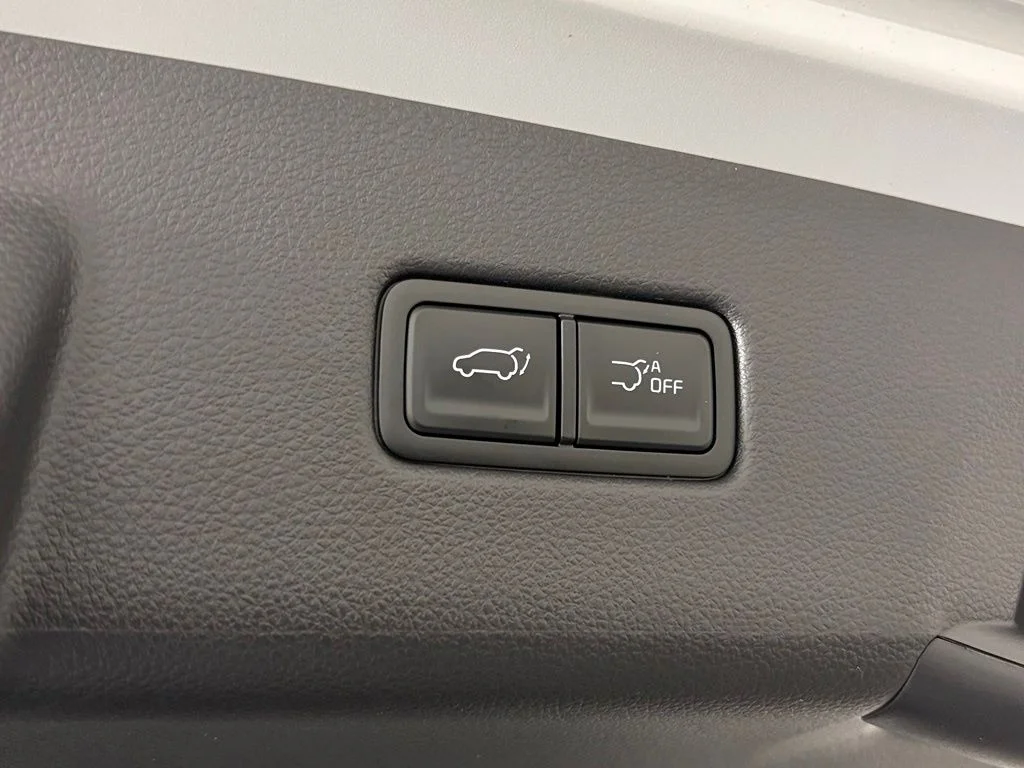 New 2026 Ceramic Silver Kia EX image 43