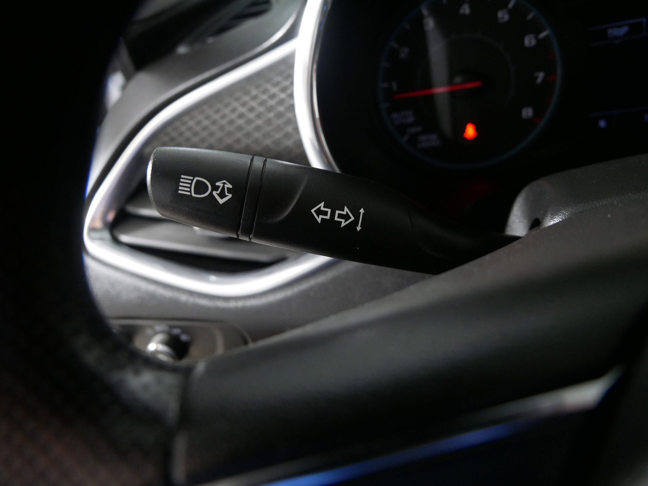 Used 2020 SUMMIT WHITE Chevrolet LT image 32
