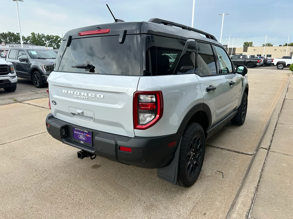 New 2026 Space White Metallic Ford Badlands® image 5