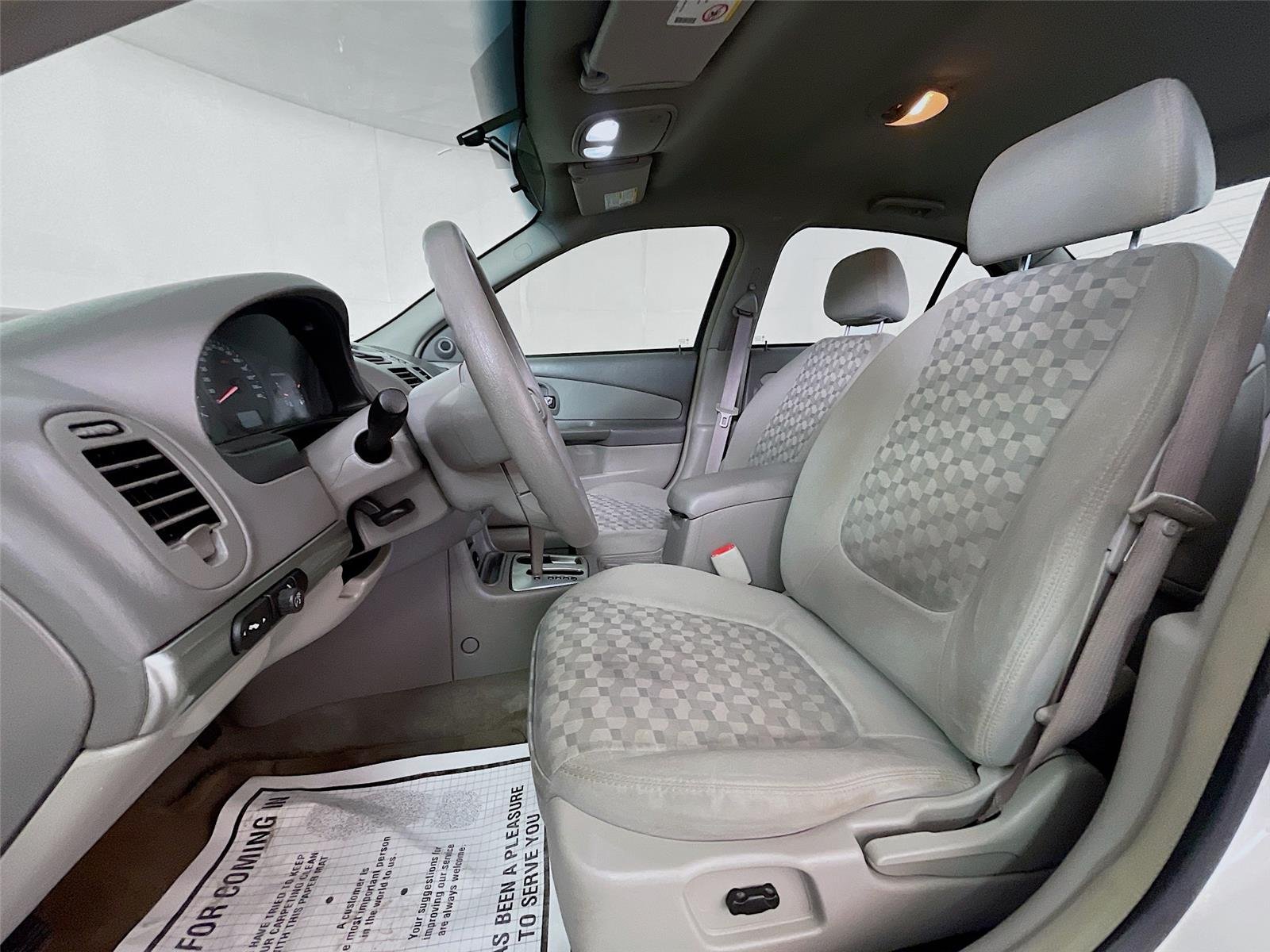 Used 2005 White Chevrolet LS image 22
