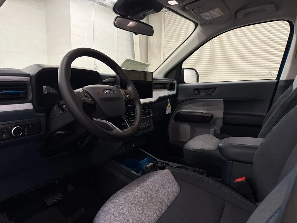 2025 Ford Maverick XLT - Photo 6